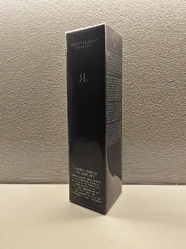 VOLUMINIZING MASCARA